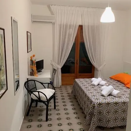 Pian Delle Vigne Couette-café Praia a Mare